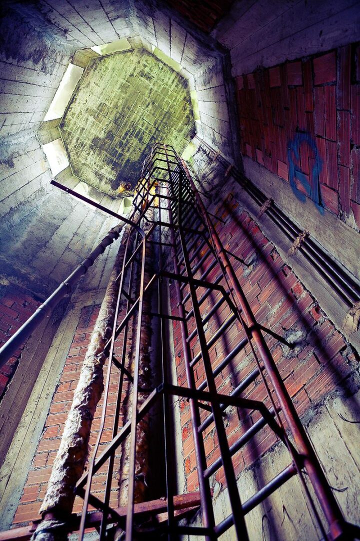 CONSONNO – UN PAESE DEI BALOCCHI DIMENTICATO